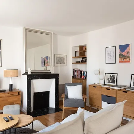 Bright 44m Near Canal Saint-martin Daire *